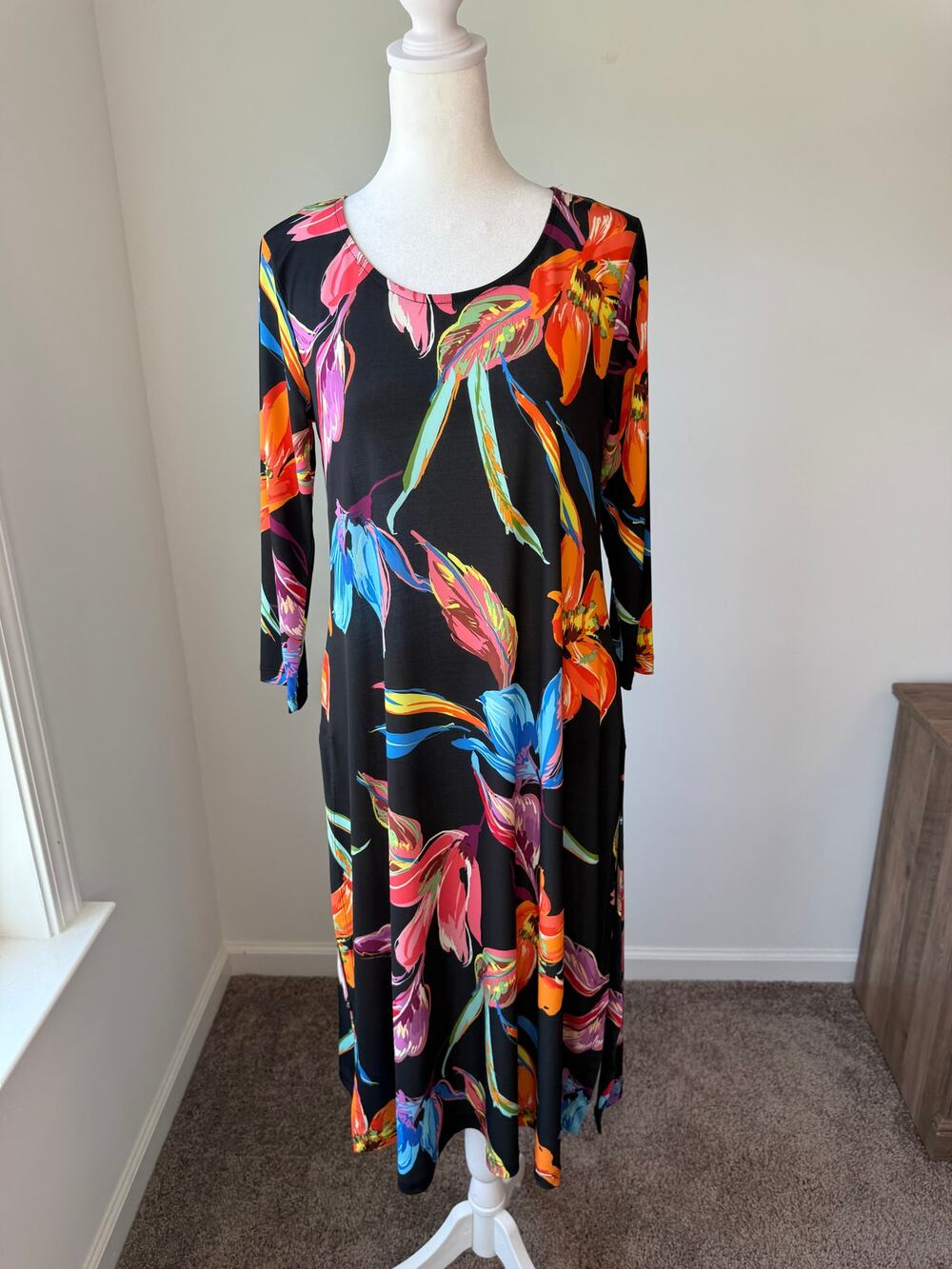 Alembika Black Multicolor Floral A-Line Midi Maxi Dress